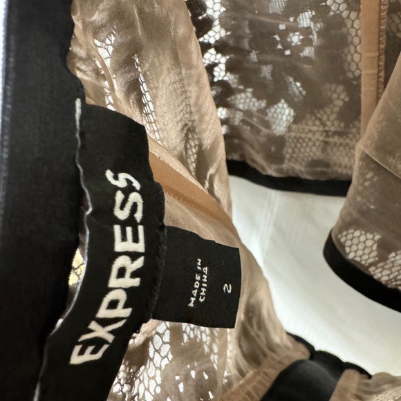 Express Allover Lace Strapless Corset Tube Top Sz 2 - Picture 6 of 7